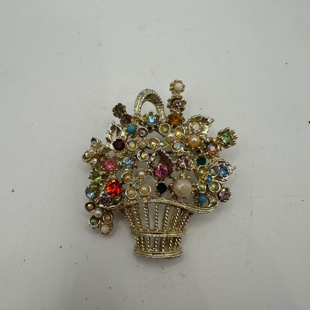 Vtg MCM Gold‎ Tone Multi Color Rhinestone Faux Pearl Flower Basket Brooch Pin